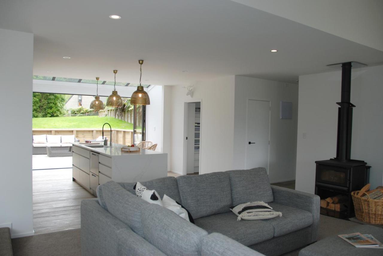 Lake View Okareka - Lake Okareka Holiday Home Lake Tarawera ภายนอก รูปภาพ